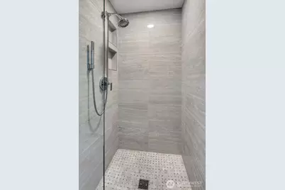 15917 SE 48th Drive, Bellevue, WA 98006 - Photo 28