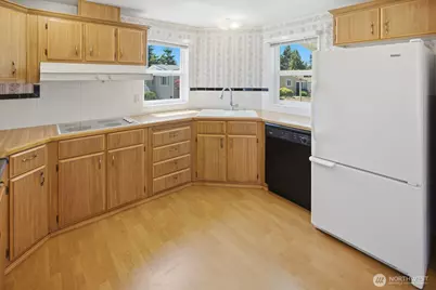 1427 100th Street SW #146, Everett, WA 98204 - Photo 8