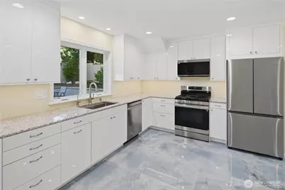 13314 78th Place NE, Kirkland, WA 98034 - Photo 16