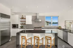 3154 Point White Dr NE, Bainbridge Island, WA 98110 - Photo 12