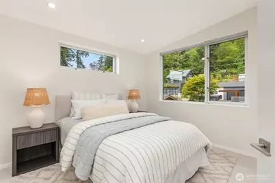 3154 Point White Drive NE, Bainbridge Island, WA 98110 - Photo 22