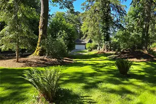 31207 W Lake Morton Dr SE, Kent, WA 98042 - Photo 26
