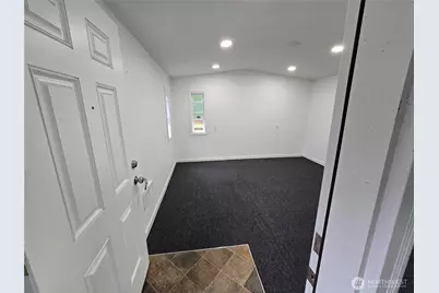 31207 W Lake Morton Drive SE, Kent, WA 98042 - Photo 30