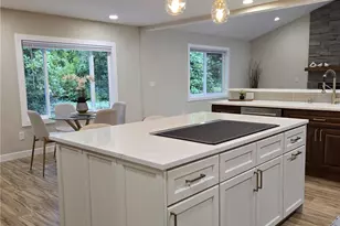 31207 W Lake Morton Dr SE, Kent, WA 98042 - Photo 8