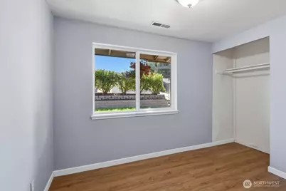 851 Pierce Avenue NE, Renton, WA 98056 - Photo 18