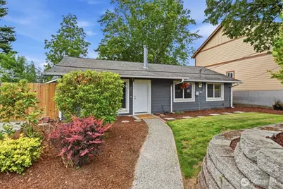 851 Pierce Avenue NE, Renton, WA 98056 - Photo 2