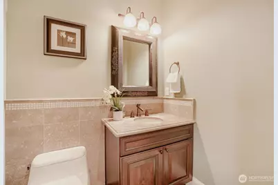 13042 NE 8th Street, Bellevue, WA 98005 - Photo 8