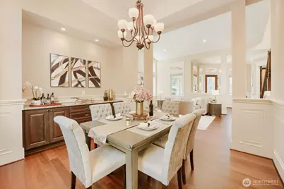 13042 NE 8th Street, Bellevue, WA 98005 - Photo 12