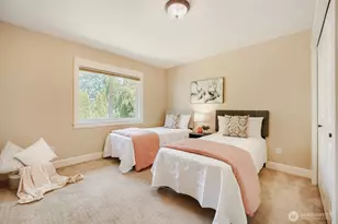13042 NE 8th St, Bellevue, WA 98005 - Photo 28