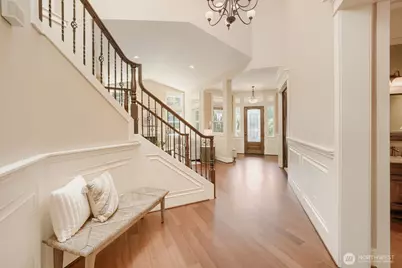 13042 NE 8th Street, Bellevue, WA 98005 - Photo 6