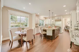 13042 NE 8th St, Bellevue, WA 98005 - Photo 18