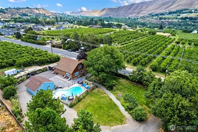 2020 & 2024 Easy St, Wenatchee, WA 98801 - Photo 1