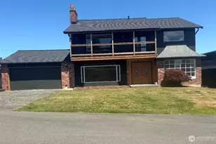 18501 52nd Ave W, Lynnwood, WA 98037 - Photo 1