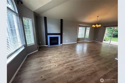 5303 75 Avenue NE, Marysville, WA 98270 - Photo 6