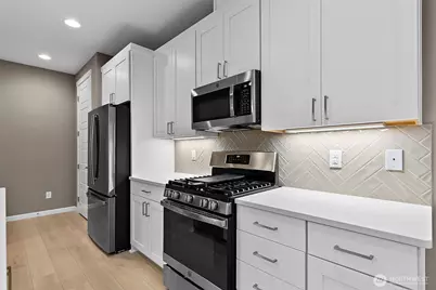 13224 192nd Avenue E, Bonney Lake, WA 98391 - Photo 10