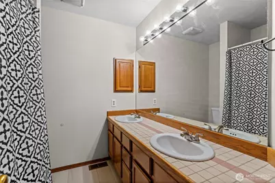9012 161st Street Ct E, Puyallup, WA 98375 - Photo 30