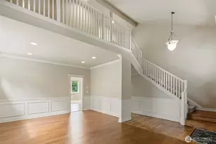 8701 113th Ave SE, Newcastle, WA 98056 - Photo 2