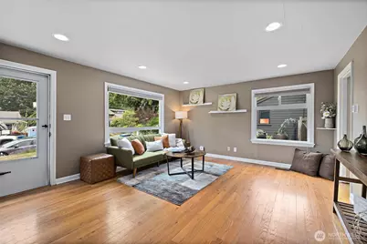 11326 14th Avenue NE, Seattle, WA 98125 - Photo 4
