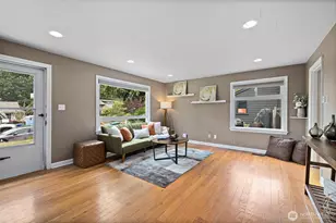11326 14th Avenue Northeast, Seattle, WA 98125 - Photo 4