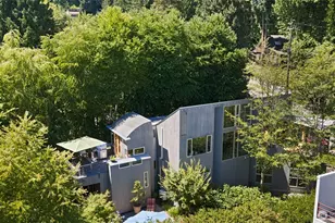 3701 E Alder St, Seattle, WA 98122 - Photo 32