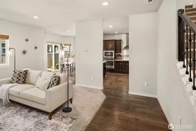 213 157th Place SW, Lynnwood, WA 98087 - Photo 4
