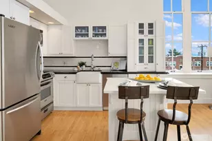 201 Galer St, Seattle, WA 98109 - Photo 12