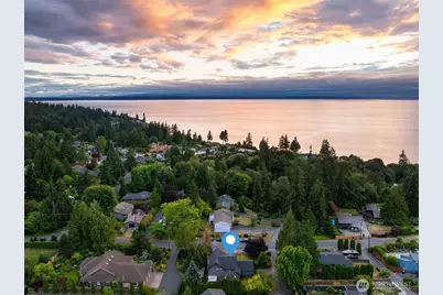 17021 76th Avenue W, Edmonds, WA 98026 - Photo 2