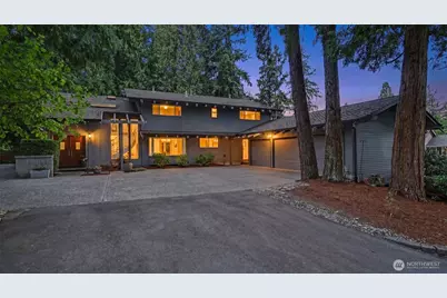 2311 185th Place NE, Redmond, WA 98052 - Photo 2