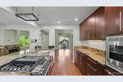 2311 185th Place NE, Redmond, WA 98052 - Photo 14