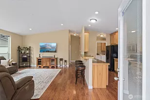 10705 50th Ave E, Tacoma, WA 98446 - Photo 4