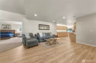 956 SE Garrison Dr, College Place, WA 99324 - Photo 16