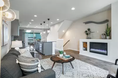 9725 10th Place SW, Seattle, WA 98106 - Photo 8
