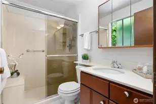 14860 NE 13th St, Bellevue, WA 98007 - Photo 12