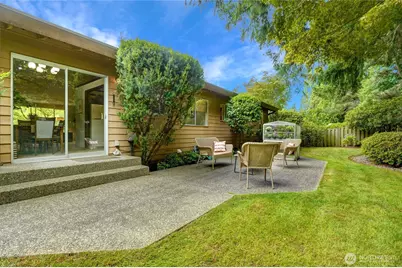 14860 NE 13th Street, Bellevue, WA 98007 - Photo 20