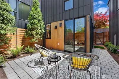 527 B NE 89th Street, Seattle, WA 98115 - Photo 12