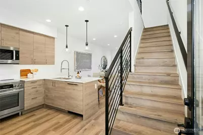 116 D 2nd Street S #D, Kirkland, WA 98033 - Photo 16