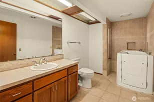 7016 165th Pl SW, Edmonds, WA 98026 - Photo 20