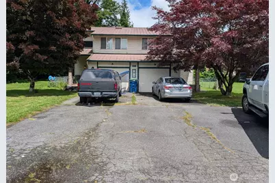 326 W Munro Street, Sedro Woolley, WA 98284 - Photo 1