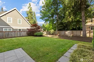 16323 NE 44th Ct, Redmond, WA 98052 - Photo 36
