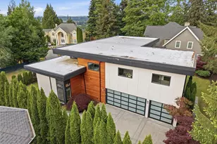 16323 NE 44th Ct, Redmond, WA 98052 - Photo 32