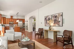 4717 NE 50th St, Seattle, WA 98105 - Photo 14