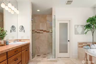 4717 NE 50th Street, Seattle, WA 98105 - Photo 32