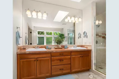 4717 NE 50th Street, Seattle, WA 98105 - Photo 30