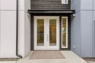 3983 162nd Pl NW, Bellevue, WA 98006 - Photo 2