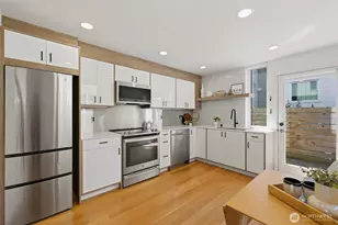3645 22nd Ave W, Seattle, WA 98199 - Photo 2