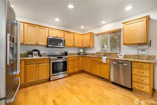 1136 Homestead Dr, Burlington, WA 98233 - Photo 10