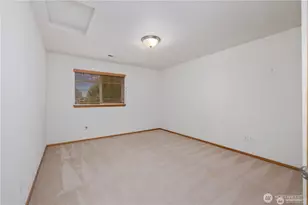 1136 Homestead Dr, Burlington, WA 98233 - Photo 18