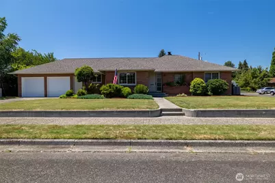 727 K Street, Centralia, WA 98531 - Photo 1