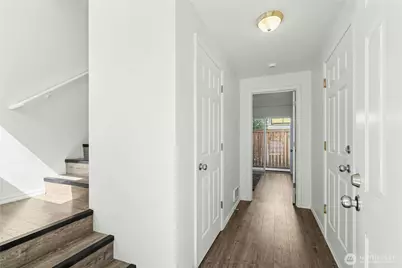 7530 43rd Avenue S #B, Seattle, WA 98118 - Photo 6