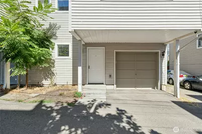 7530 43rd Avenue S #B, Seattle, WA 98118 - Photo 4